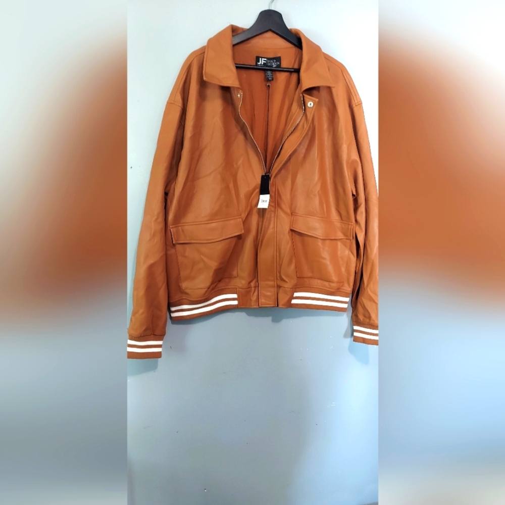 Men’s Tan Jacket